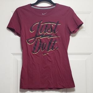 Nike T-Shirt